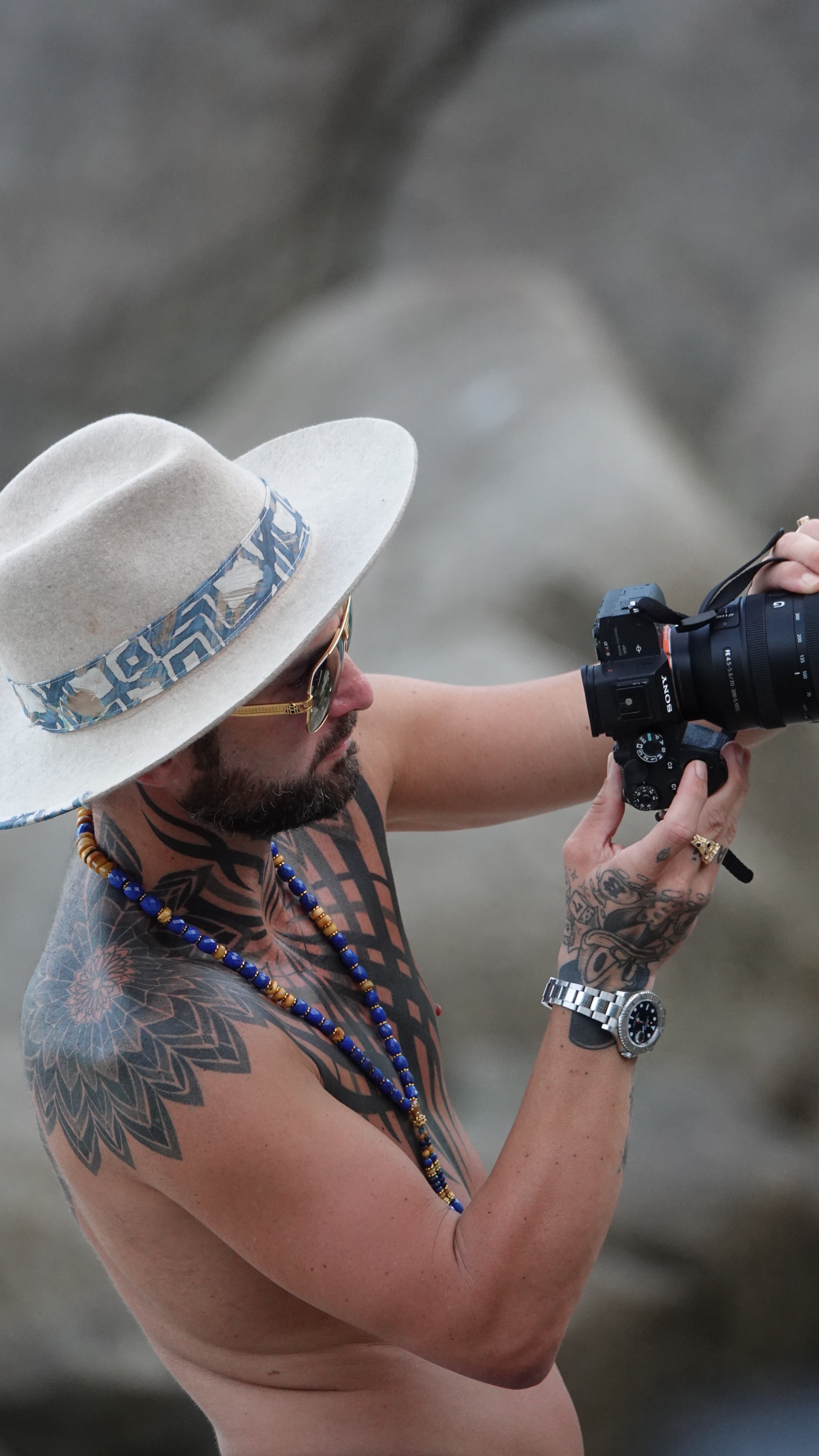 FROM "WHITE PEOPLE DANCE STRANGE" to "I LOVED THAT PARTY" - Zawadi Hat Fashion