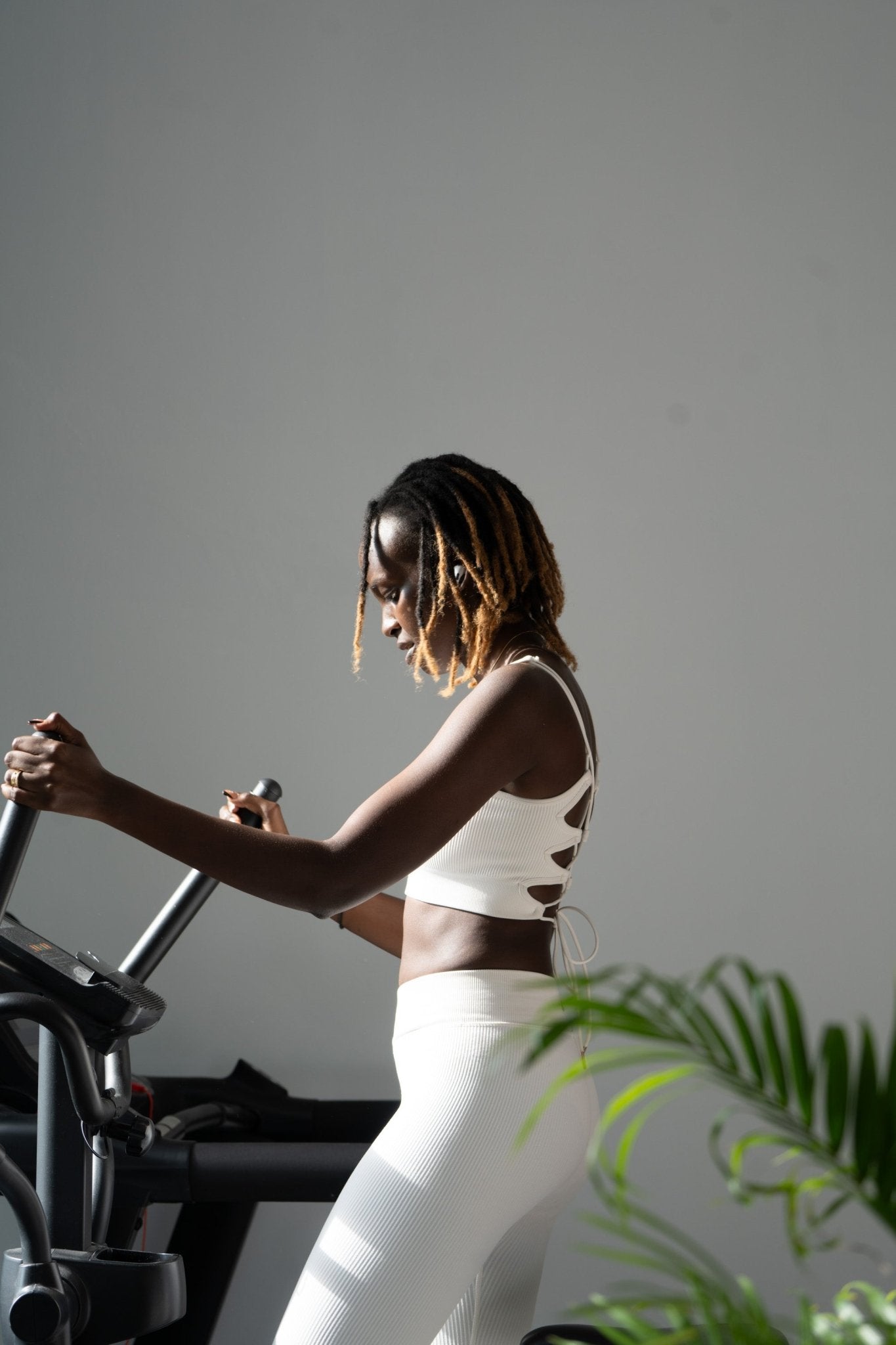 Poukies white gym set for couples; breathable matching top and bottoms, minimalist travel and resort activewear