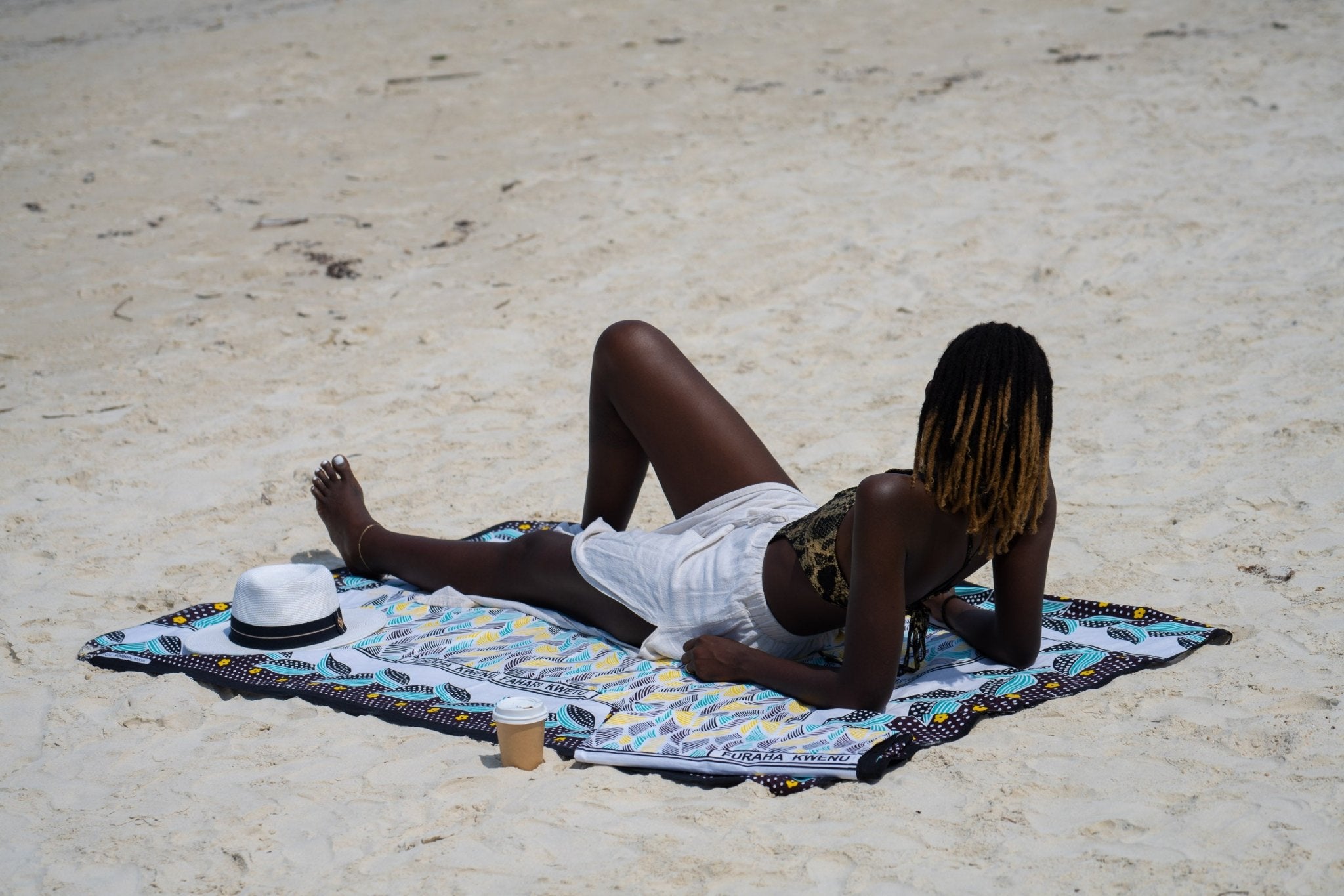 Swahili Leso Wrap — “Furaha Kwenu Fahari Kwetu” - Zawadi Hat Fashion